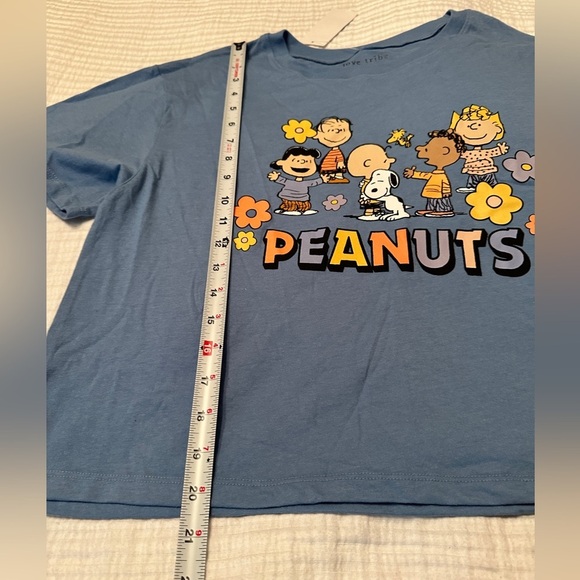 Love Tribe Peanuts Crop Tee - NWT - Size XL - Picture 8 of 9